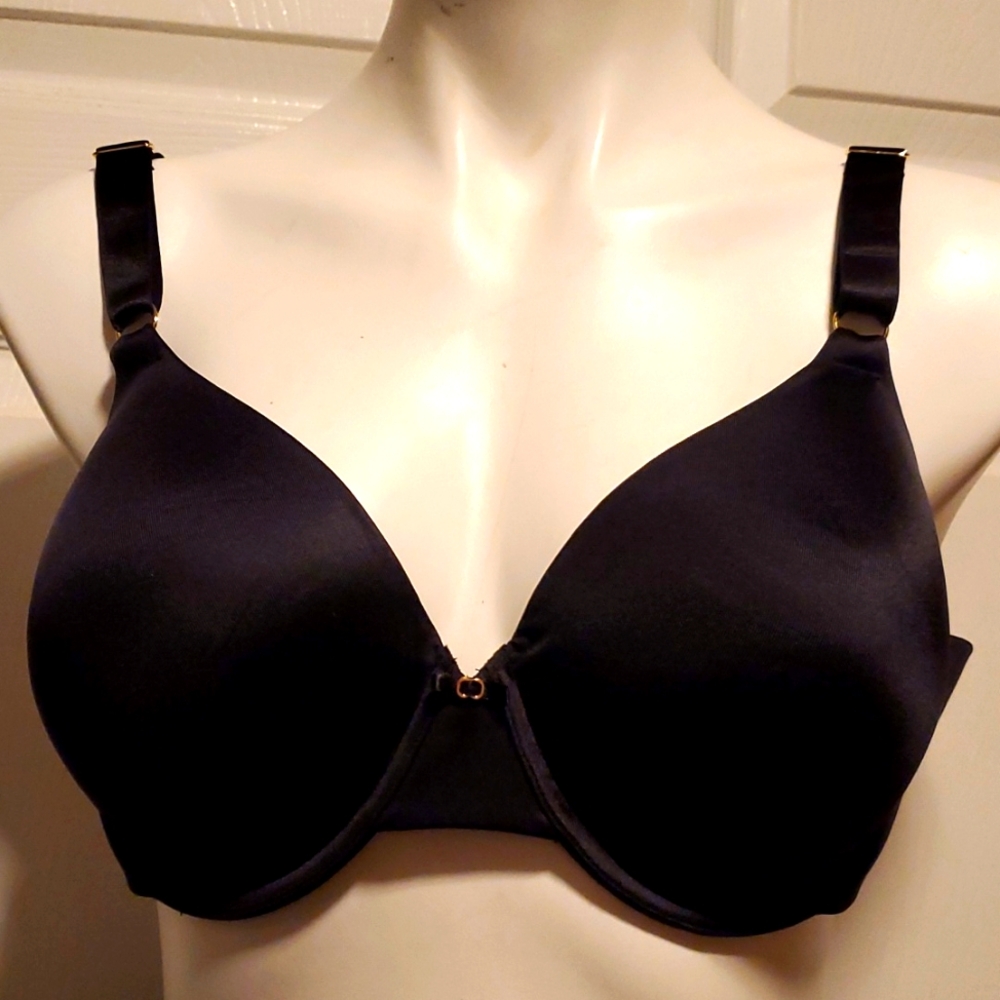 Vanity Fair 75345 Women's Black Underwire Bra - Size 40C